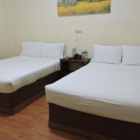 Hotel Capri De Leon Mexico Εξωτερικό φωτογραφία